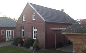 Sommerhaus (am Landhaus von Felde)